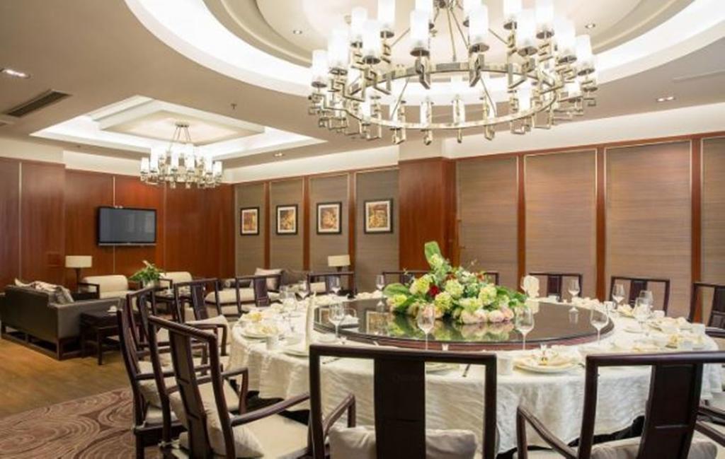 Langzhong Grand Hotel Shahepu Zewnętrze zdjęcie